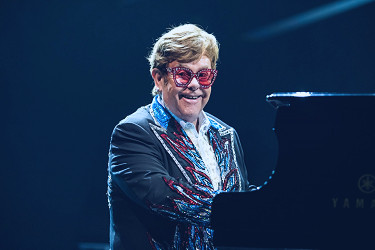 Watch Elton John Play 'Goodbye Yellow Brick Road' at Final Concert –  Rolling Stone